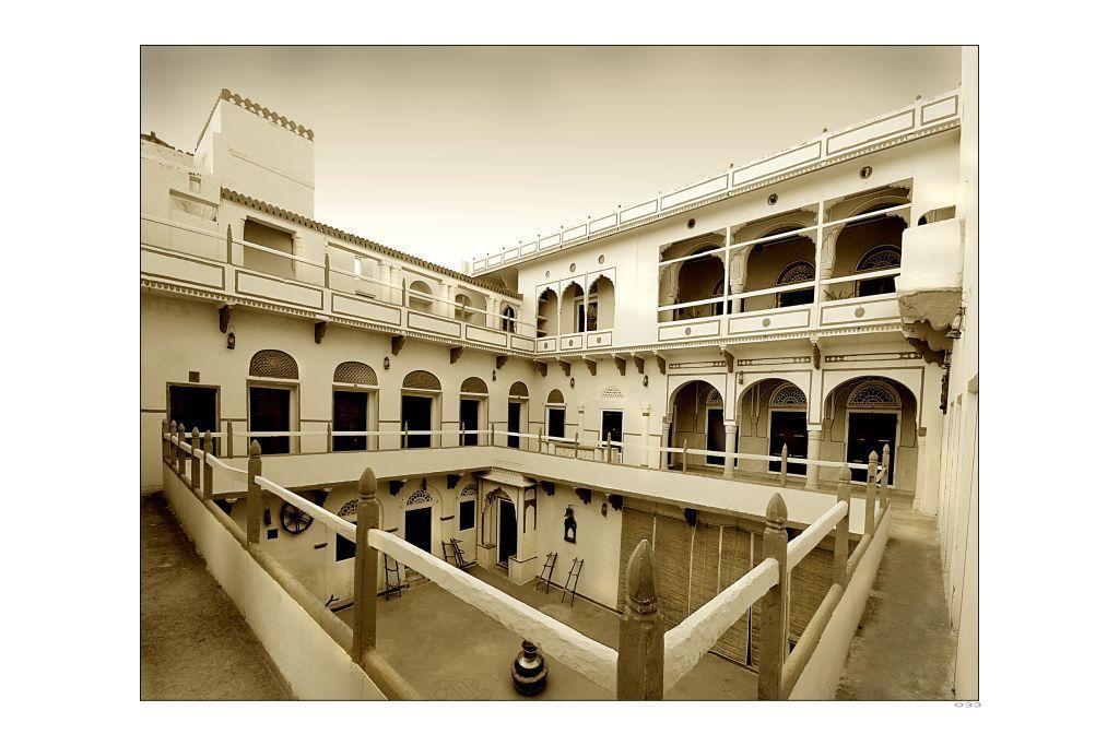 Pachewar Garh Fort Esterno foto